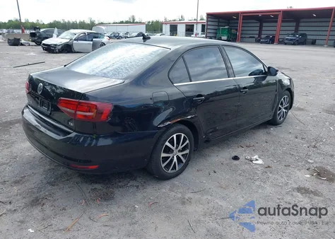 2017 Volkswagen Jetta 1.4T Se z USA, uszkodzony, nr VIN 3VWDB7AJ5HM310601